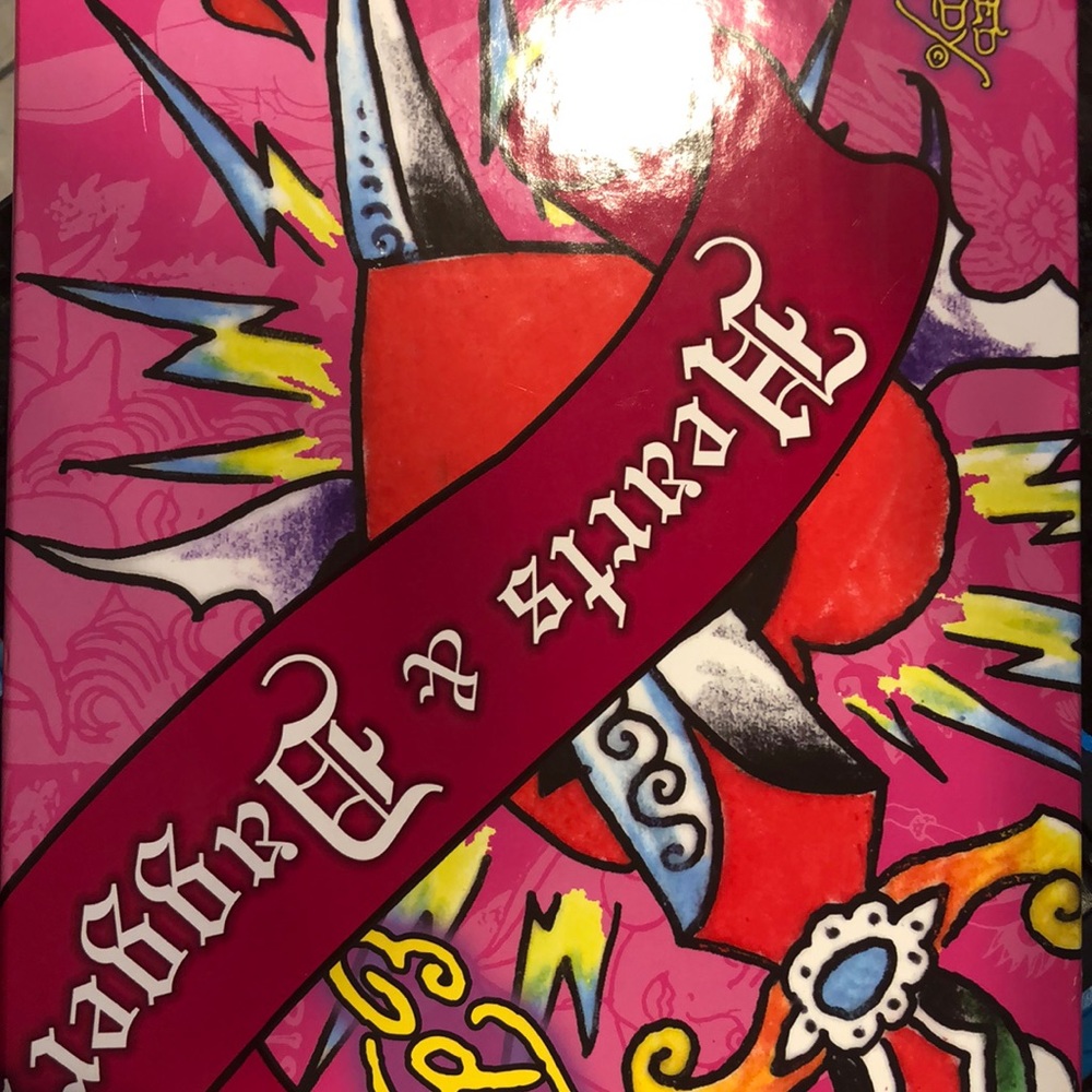 Ed Hardy - Hearts & Daggers